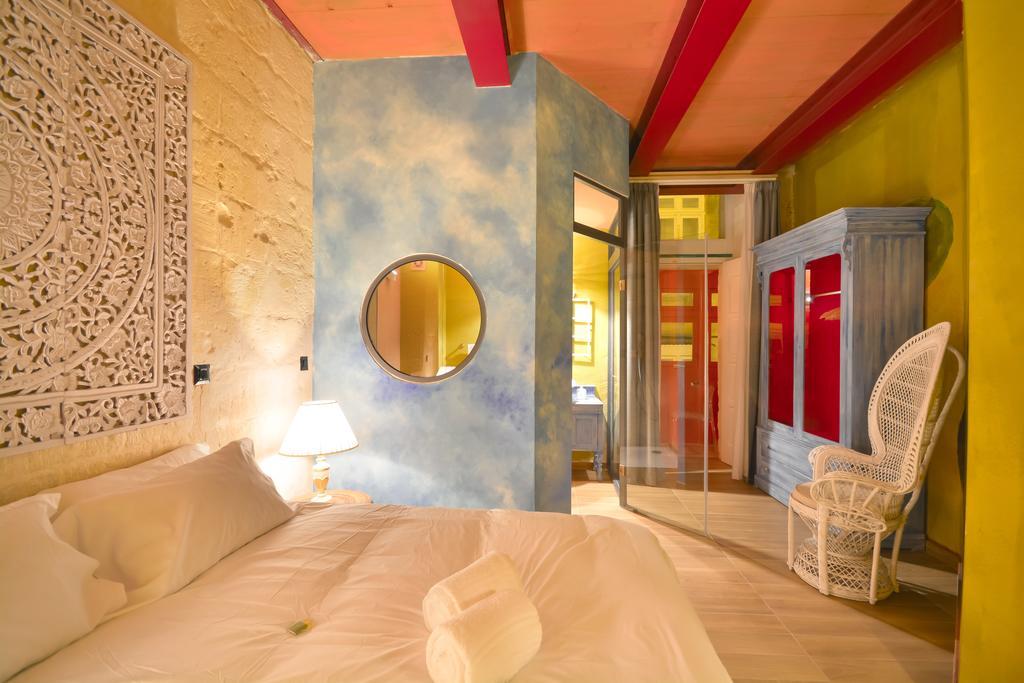 The Vincent Boutique Suites Valletta Oda fotoğraf
