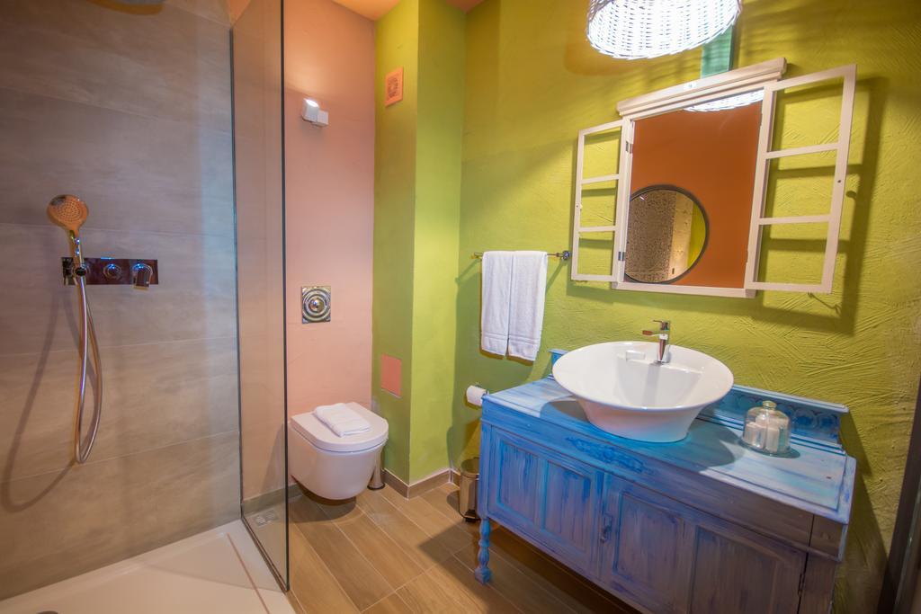 The Vincent Boutique Suites Valletta Oda fotoğraf